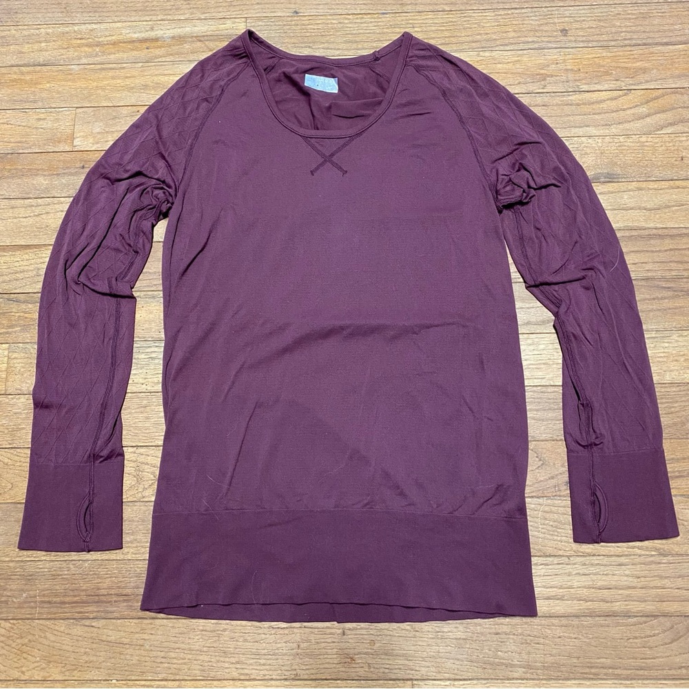 Women’s XL Long Sleeve Athleta Athletic Shirt